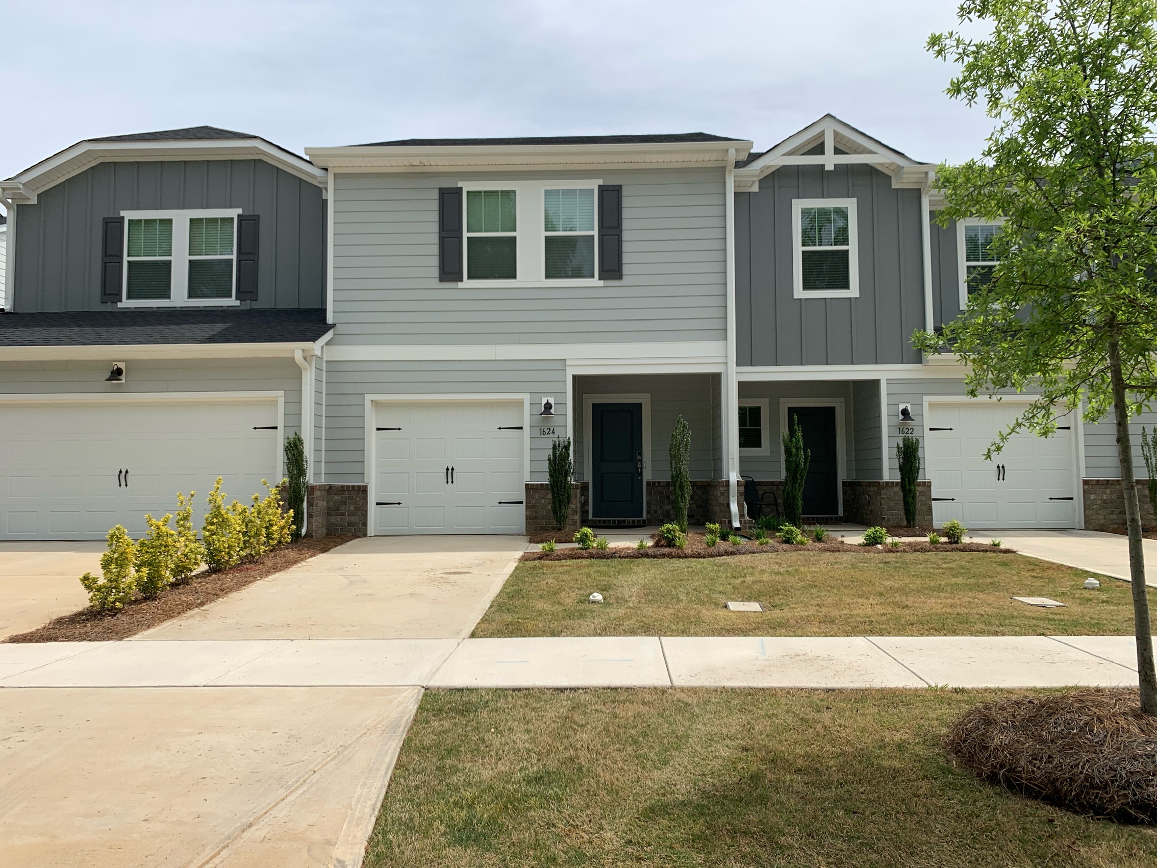 1624 Village Grove Lane - 1